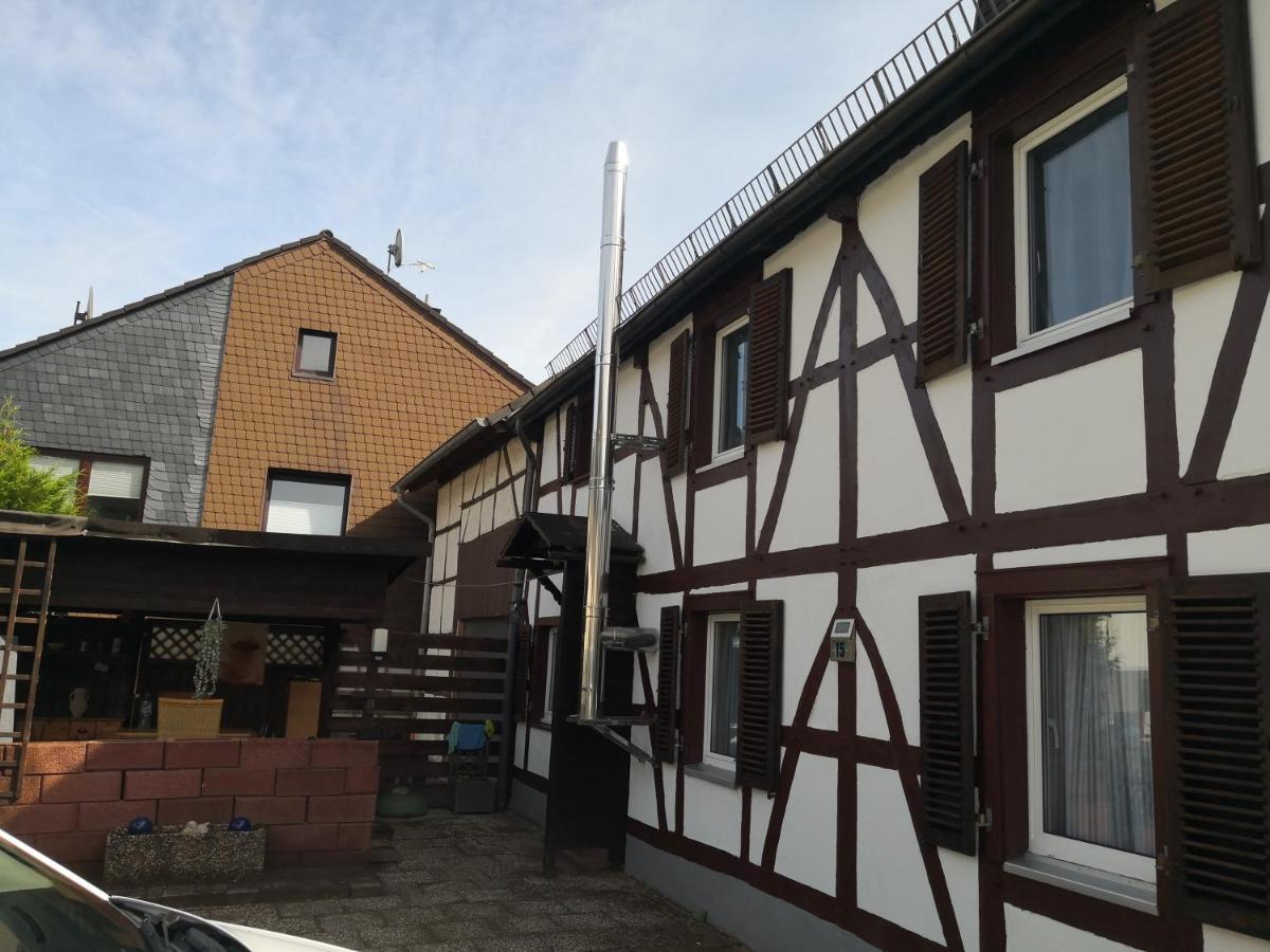 Villa Haus Am Fluss Kall Esterno foto