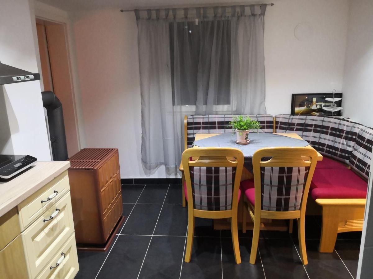 Villa Haus Am Fluss Kall Esterno foto